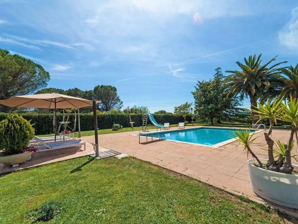 Casa Rustica Con Piscina En Girona Villa Fornells de la Selva Spain